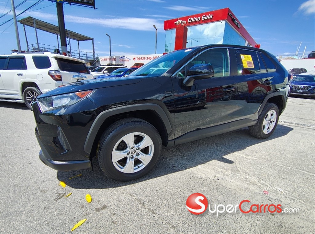 2022 Toyota RAV4 LE