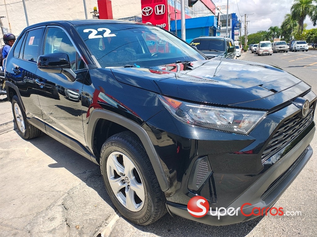 2022 Toyota RAV4 LE — foto 9 / 10