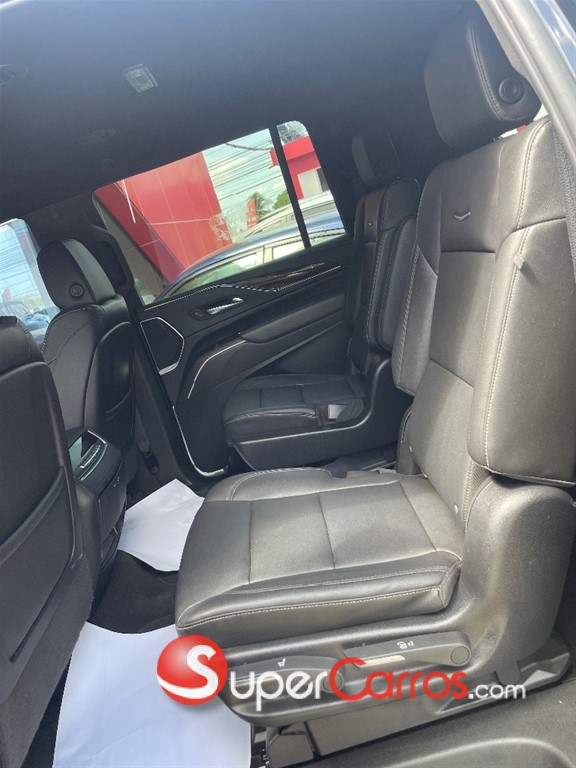 2022 Cadillac Escalade — foto 6 / 12