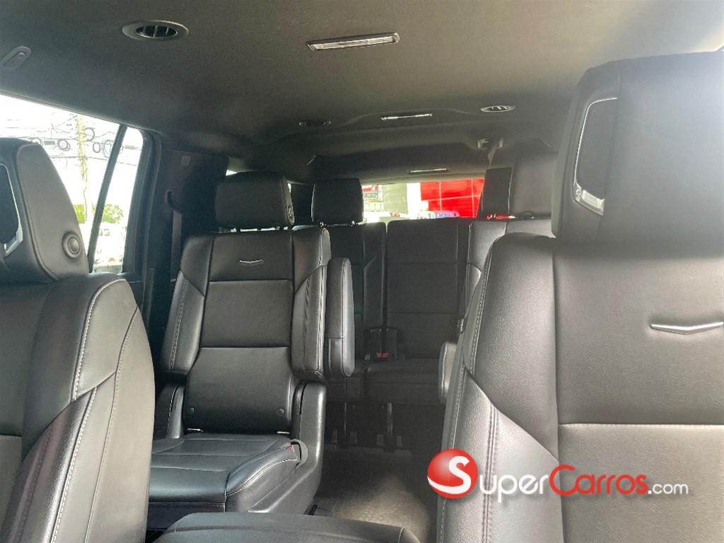 2022 Cadillac Escalade — foto 10 / 12