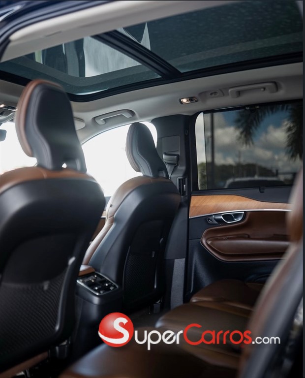2018 Volvo XC90 Momentum T6 — foto 8 / 11