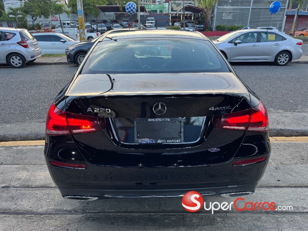2020 Mercedes-Benz Clase A 220 4Matic — foto 5 / 10