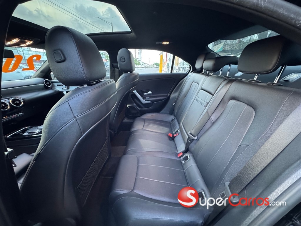 2020 Mercedes-Benz Clase A 220 4Matic — foto 9 / 10