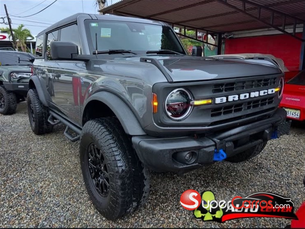 2022 Ford Bronco BLACK DIAMOND — foto 2 / 12