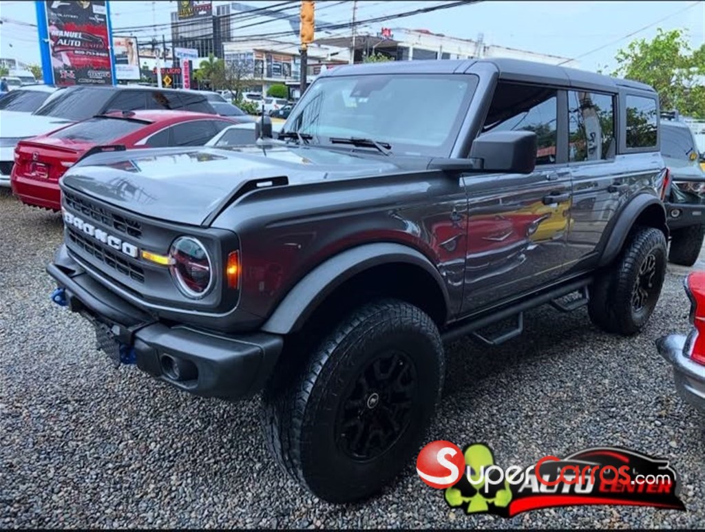 2022 Ford Bronco BLACK DIAMOND — foto 3 / 12