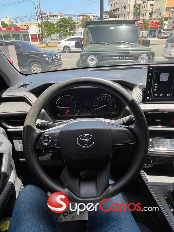 2024 Toyota Yaris Cross Full — foto 7 / 11