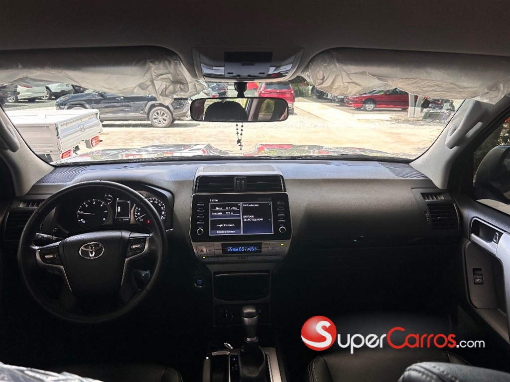 2022 Toyota Land Cruiser Prado — foto 10 / 11