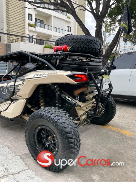 2023 Can Am Maverick X3 XRC Turbo RR — foto 9 / 11