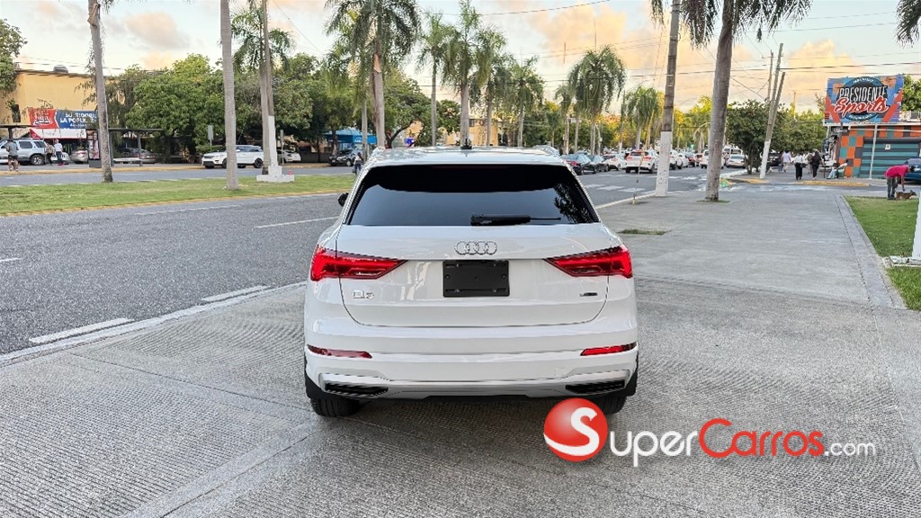 2021 Audi Q3 2.0 Quattro — foto 8 / 9