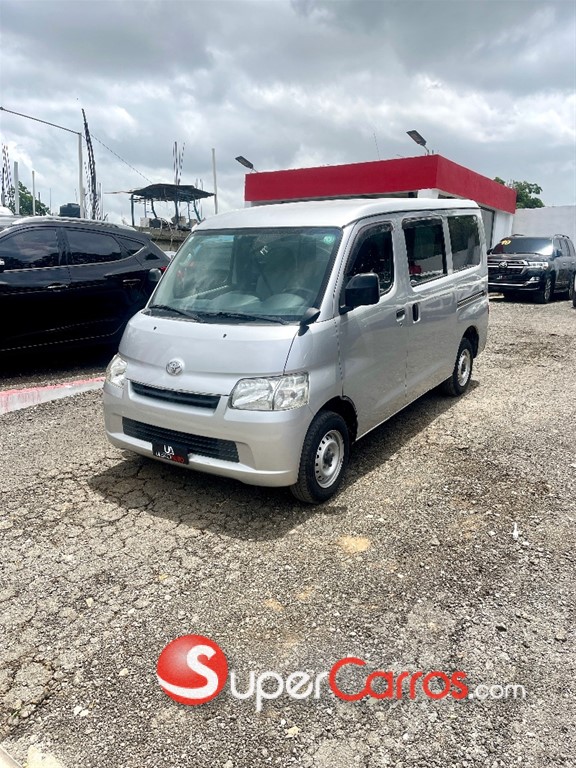 2020 Toyota Town-Ace GL 4WD — foto 2 / 12