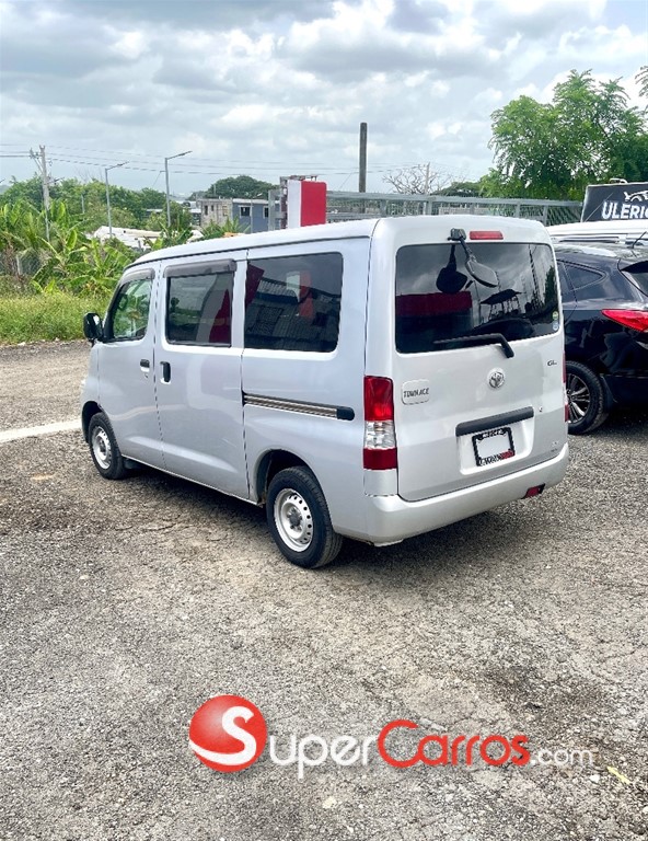 2020 Toyota Town-Ace GL 4WD — foto 4 / 12