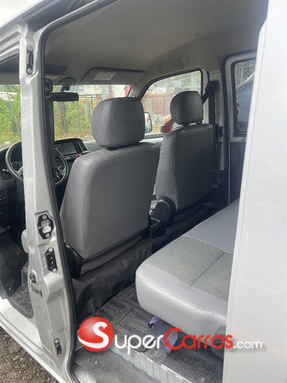 2020 Toyota Town-Ace GL 4WD — foto 7 / 12
