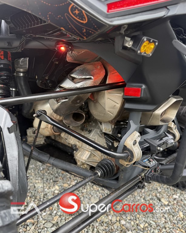 2024 Can Am Maverick R X RS SMART-SHOX — foto 7 / 12