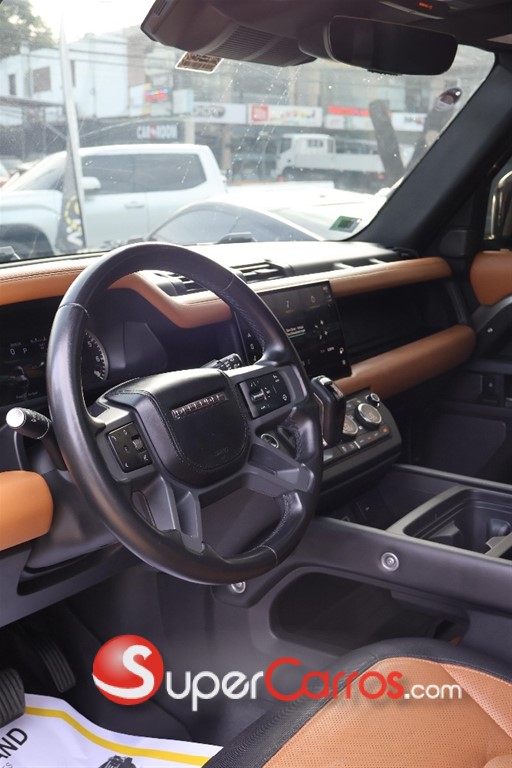2023 Land Rover Defender 110 SE — foto 3 / 10