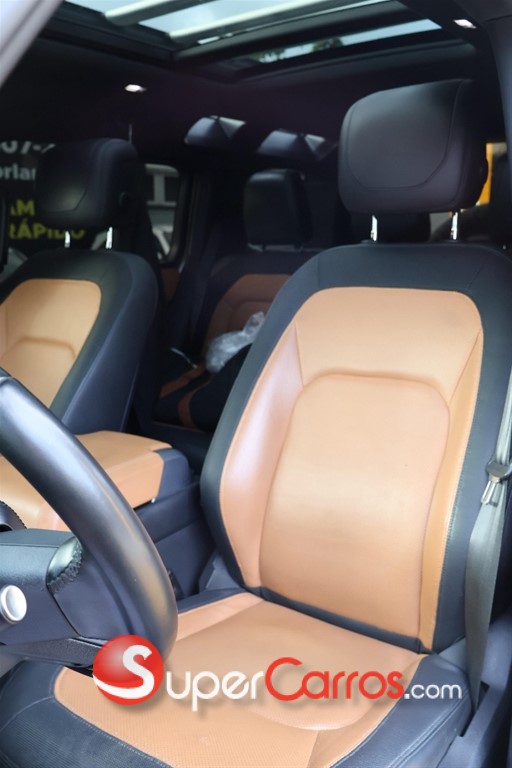 2023 Land Rover Defender 110 SE — foto 7 / 10