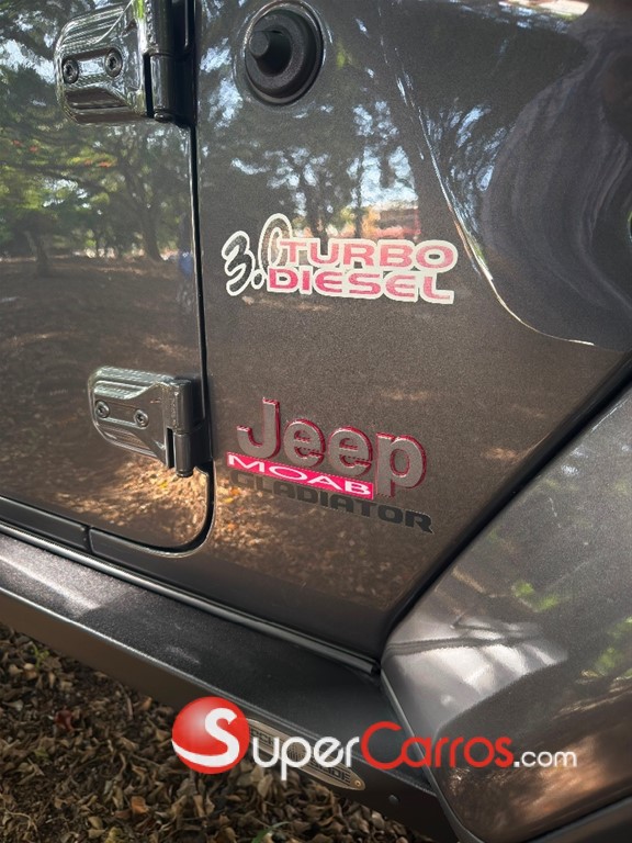 2021 Jeep Gladiator Rubicon — foto 4 / 11