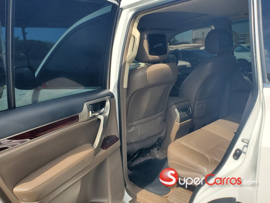 2016 Lexus GX 460 — foto 4 / 12