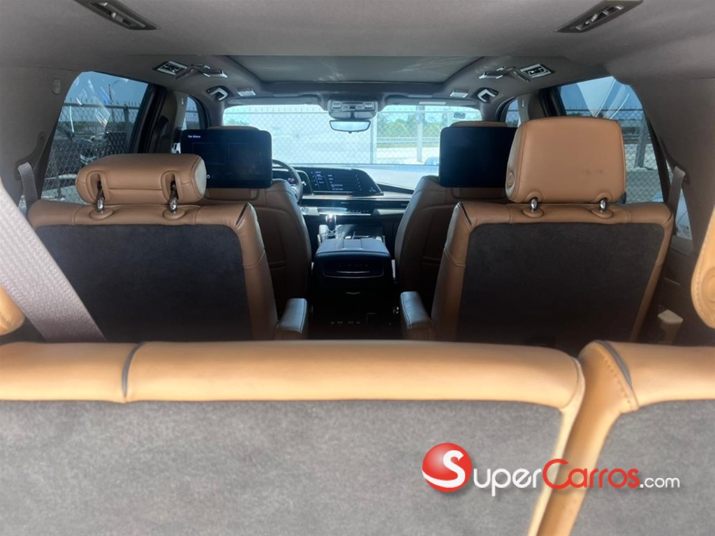 2023 Cadillac Escalade Premium Luxury — foto 7 / 12