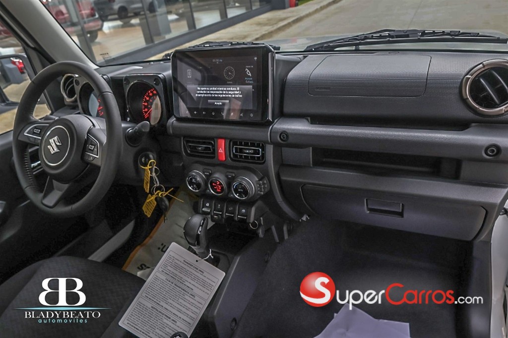 2027 Suzuki Jimny GLX — foto 7 / 12