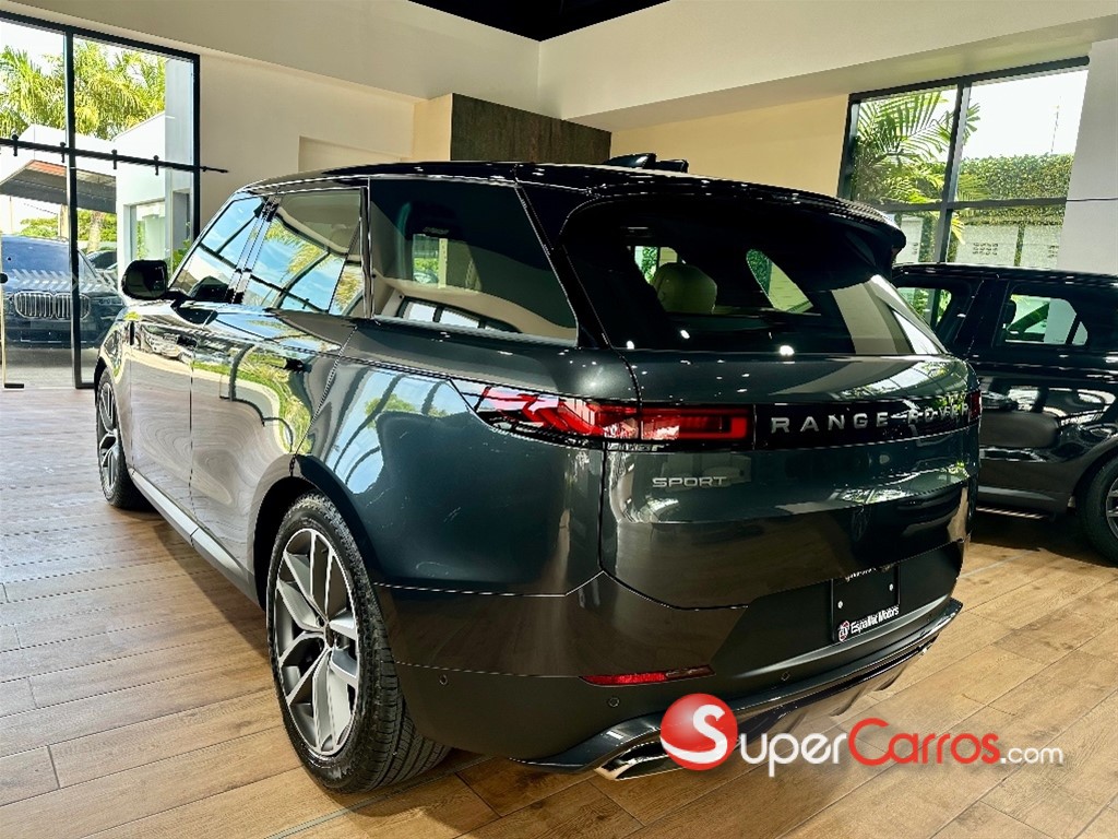 2026 Land Rover Range Rover Sport SE — foto 5 / 10