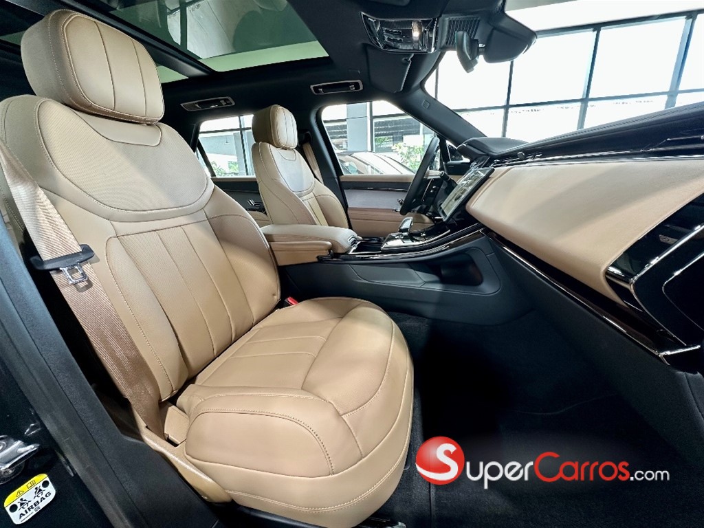 2026 Land Rover Range Rover Sport SE — foto 6 / 10