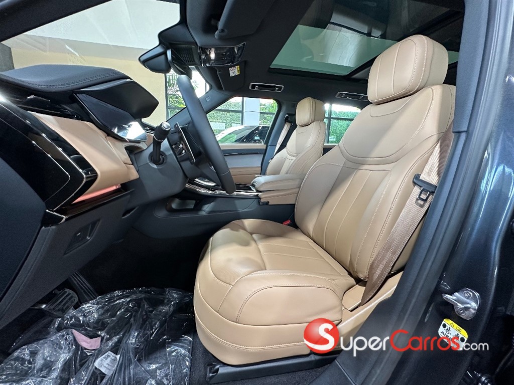 2026 Land Rover Range Rover Sport SE — foto 8 / 10