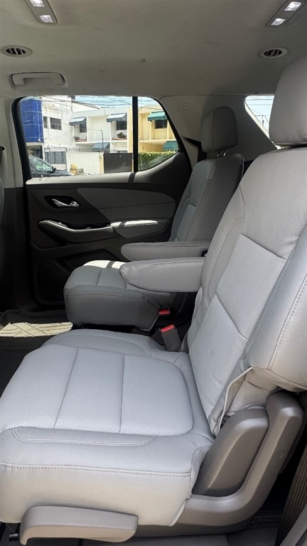 2020 Chevrolet Traverse LT — foto 5 / 8