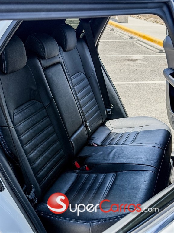2024 Toyota Yaris Cross Hibrido Limited — foto 4 / 11