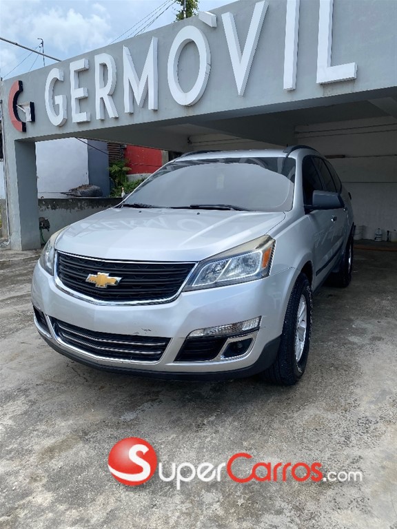 2017 Chevrolet Traverse LS — foto 2 / 11