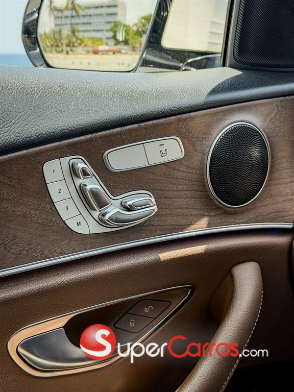 2017 Mercedes-Benz Clase E 400 — foto 6 / 12