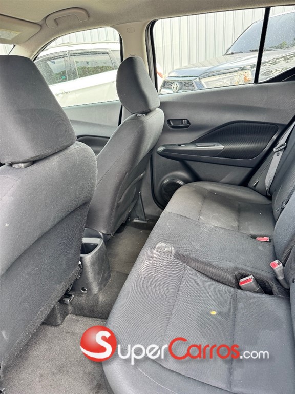 2023 Nissan Kicks — foto 8 / 10