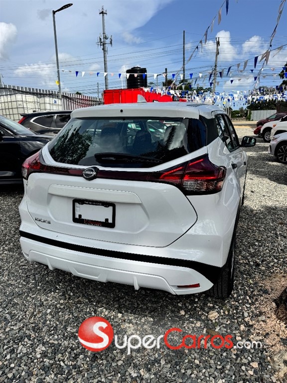 2023 Nissan Kicks — foto 10 / 10