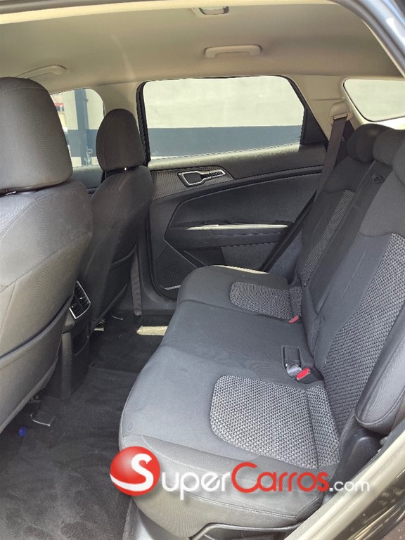 2023 Kia Sportage Luxury — foto 10 / 12