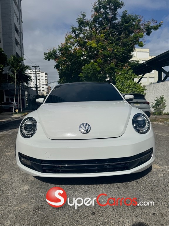 2015 Volkswagen Beetle — foto 2 / 12