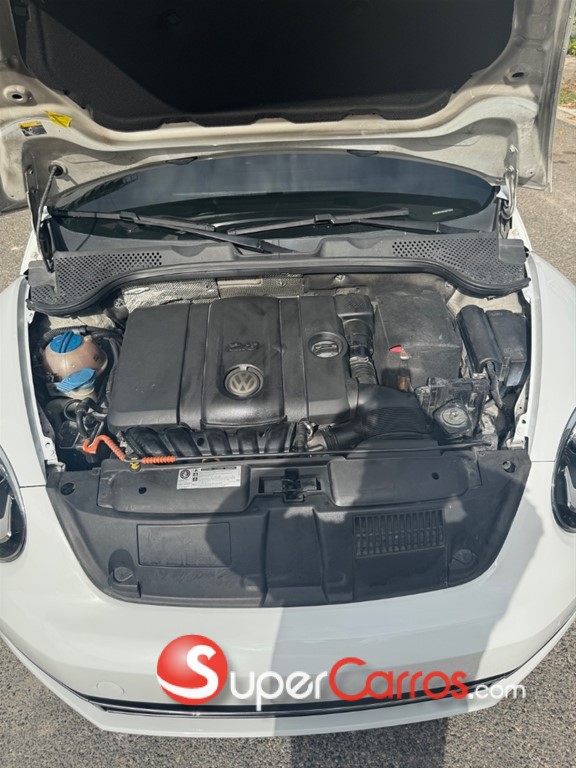 2015 Volkswagen Beetle — foto 12 / 12