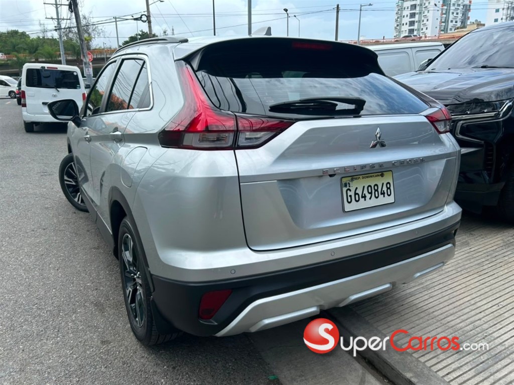 2024 Mitsubishi Motors Eclipse Cross — foto 7 / 12