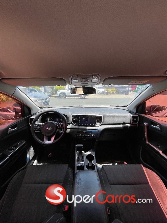 2021 Kia Sportage LX — foto 9 / 12