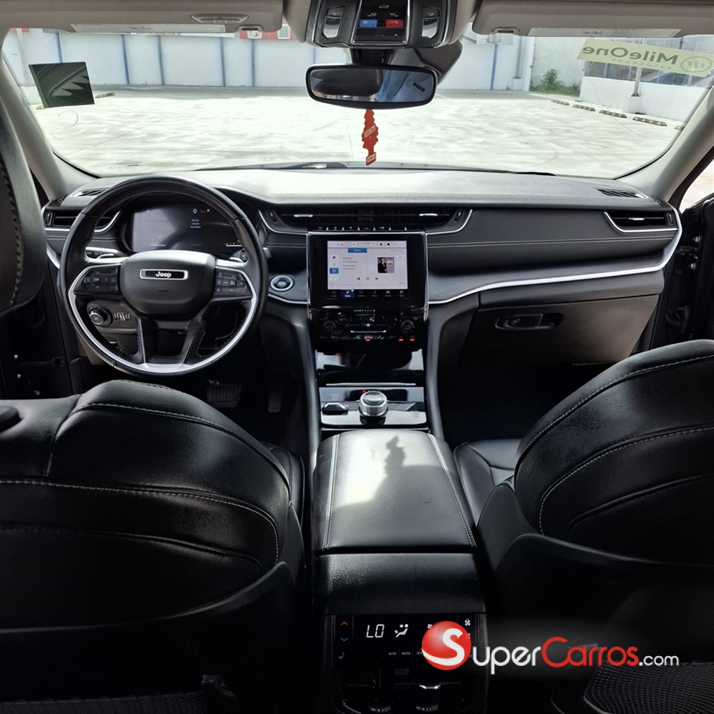 2022 Jeep Grand Cherokee Limited 4x4 — foto 8 / 10