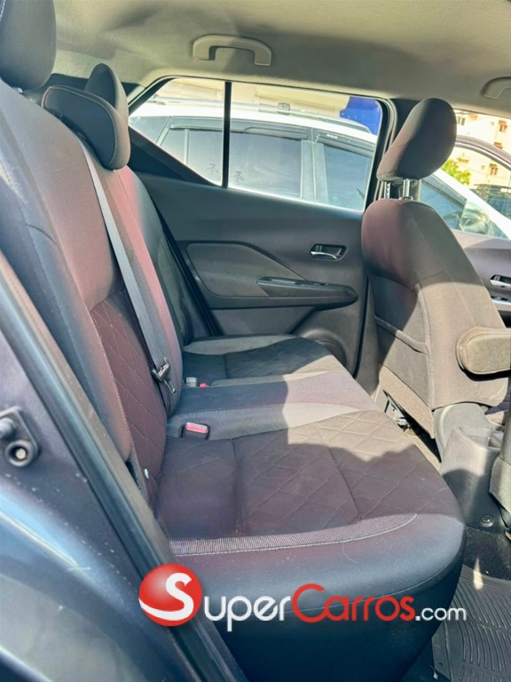 2019 Nissan Kicks — foto 3 / 10