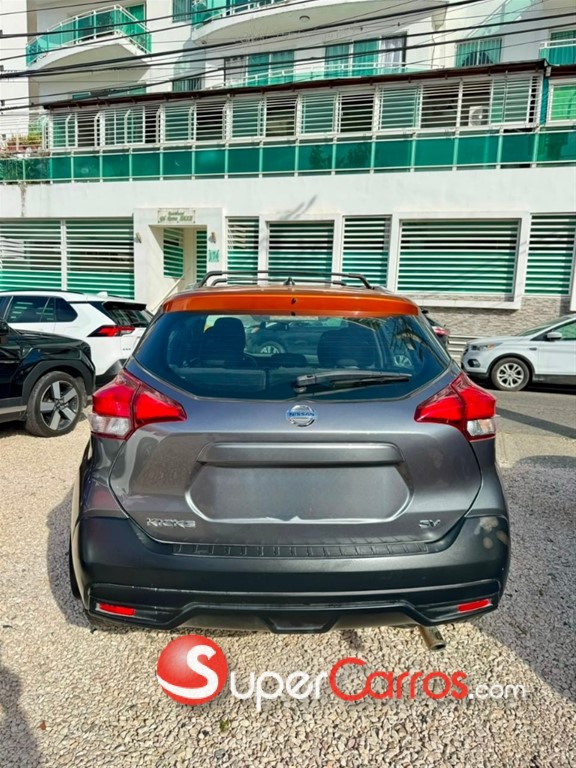 2019 Nissan Kicks — foto 8 / 10