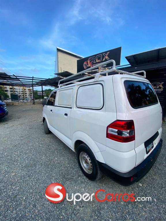 2016 Suzuki APV — foto 9 / 10