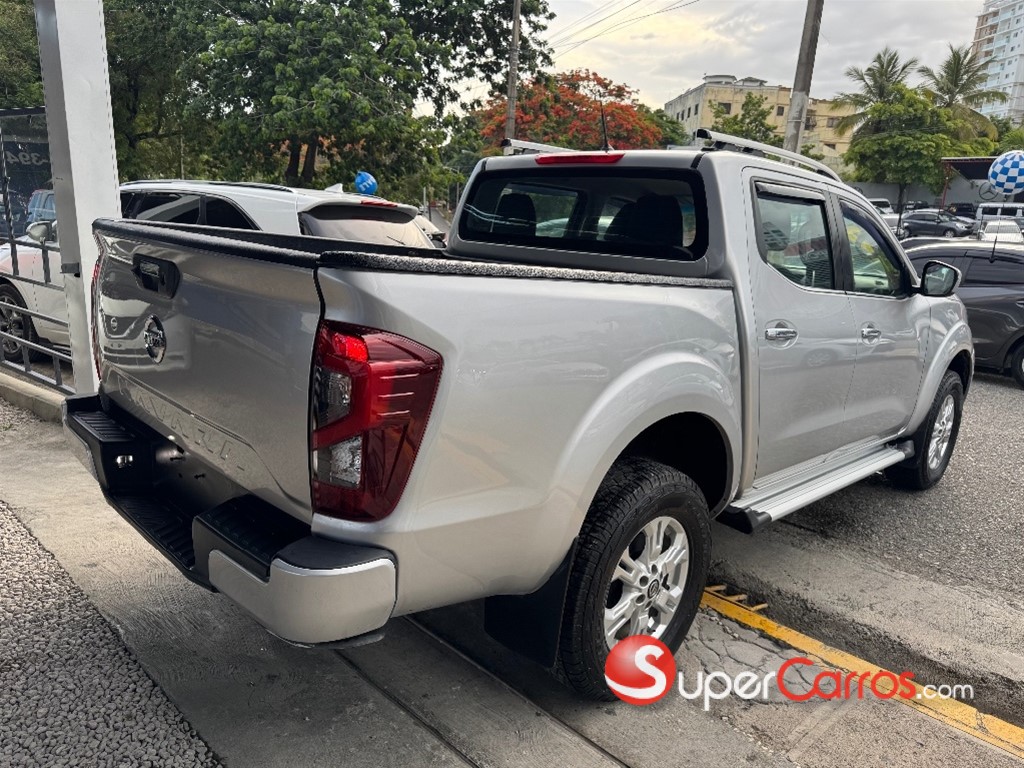 2021 Nissan Navara XE — foto 4 / 10