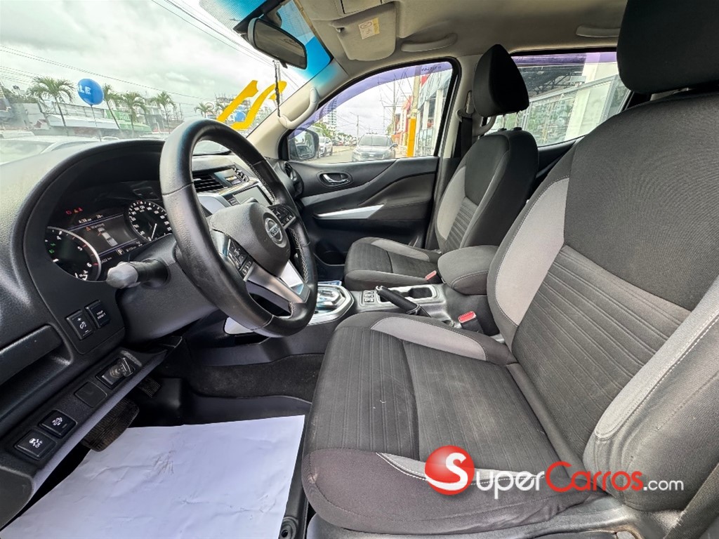 2021 Nissan Navara XE — foto 7 / 10