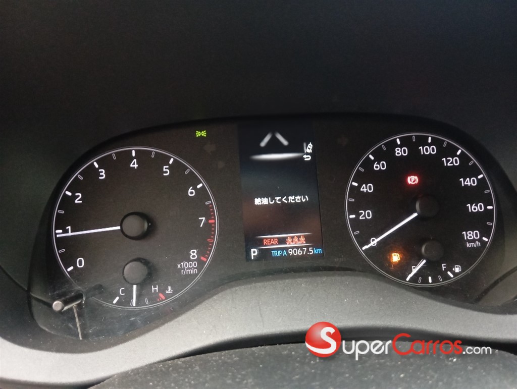 2021 Toyota Yaris — foto 10 / 11