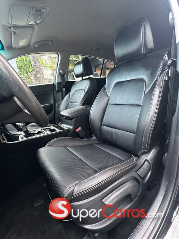 2022 Kia Sportage LX — foto 3 / 12