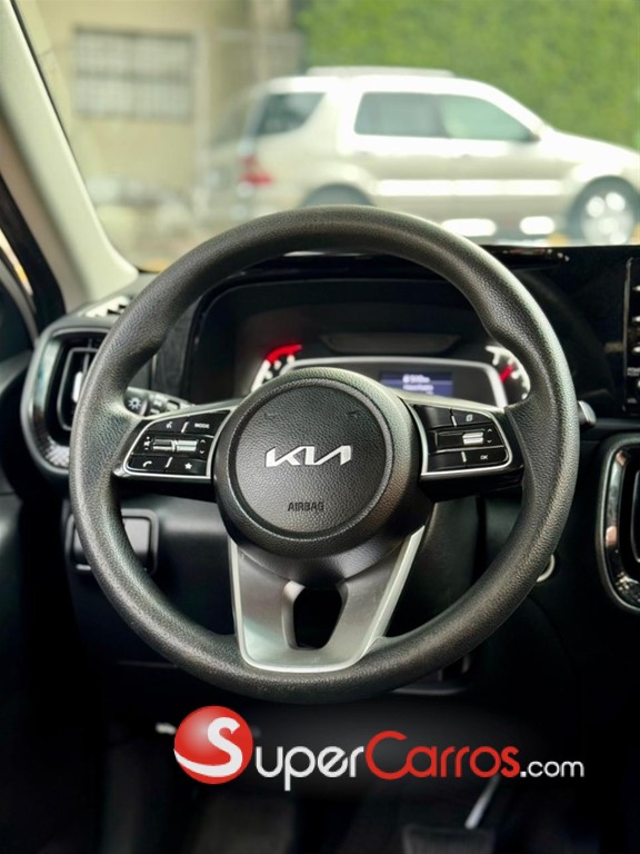 2023 Kia Sonet — foto 9 / 12