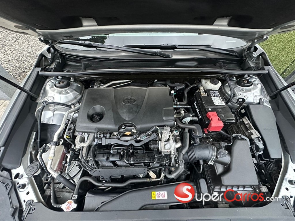 2020 Toyota Camry SE — foto 12 / 12