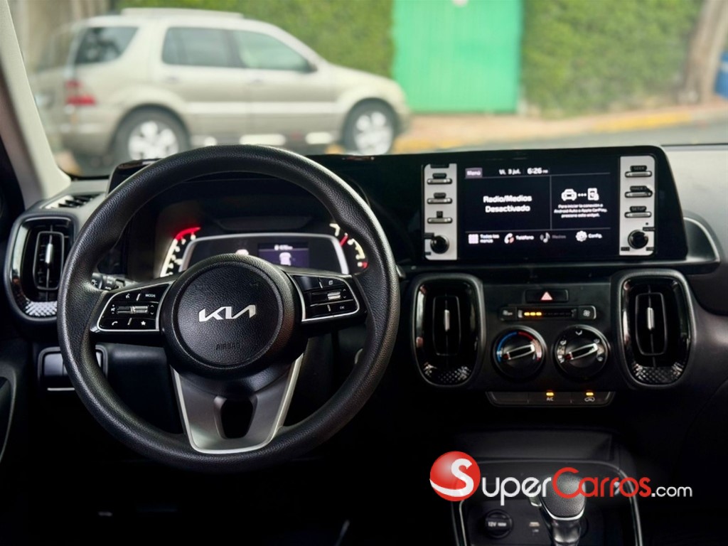 2023 Kia Sonet — foto 7 / 12