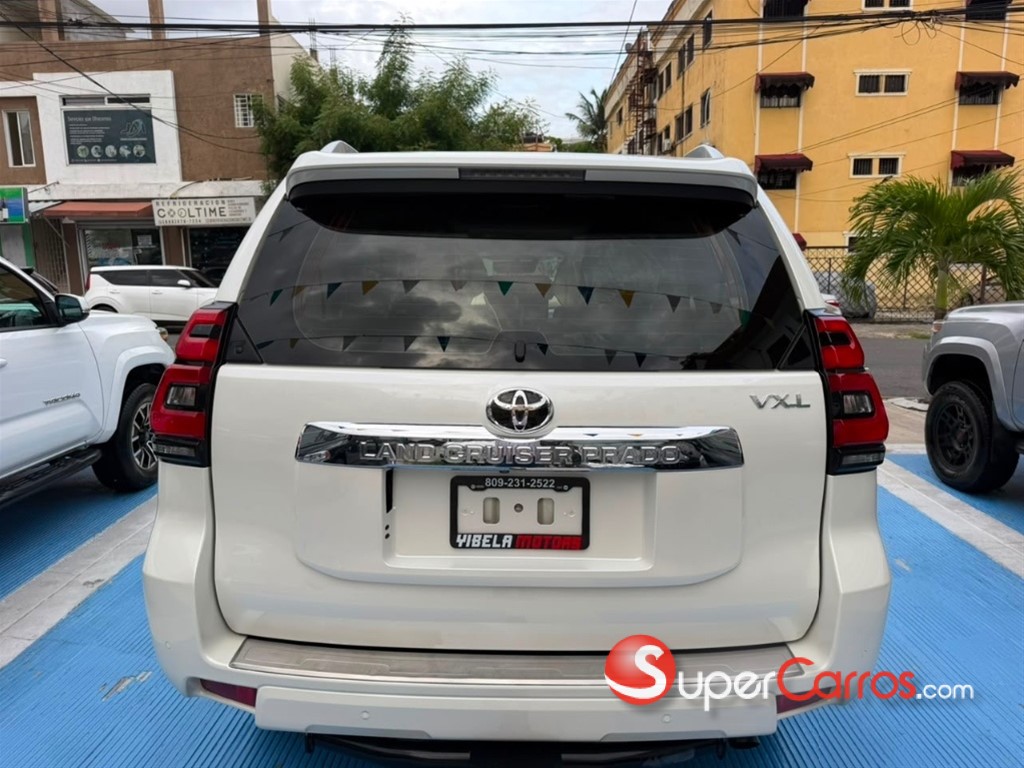 2019 Toyota Land Cruiser Prado VXL — foto 6 / 12