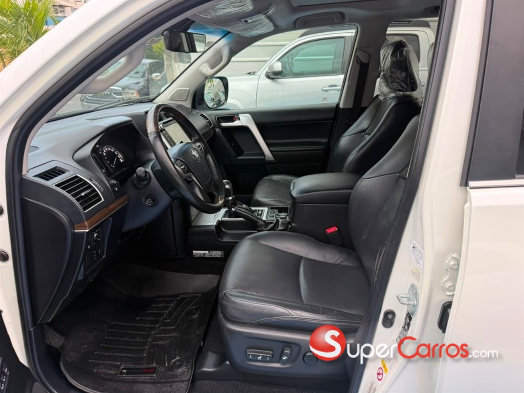 2019 Toyota Land Cruiser Prado VXL — foto 7 / 12